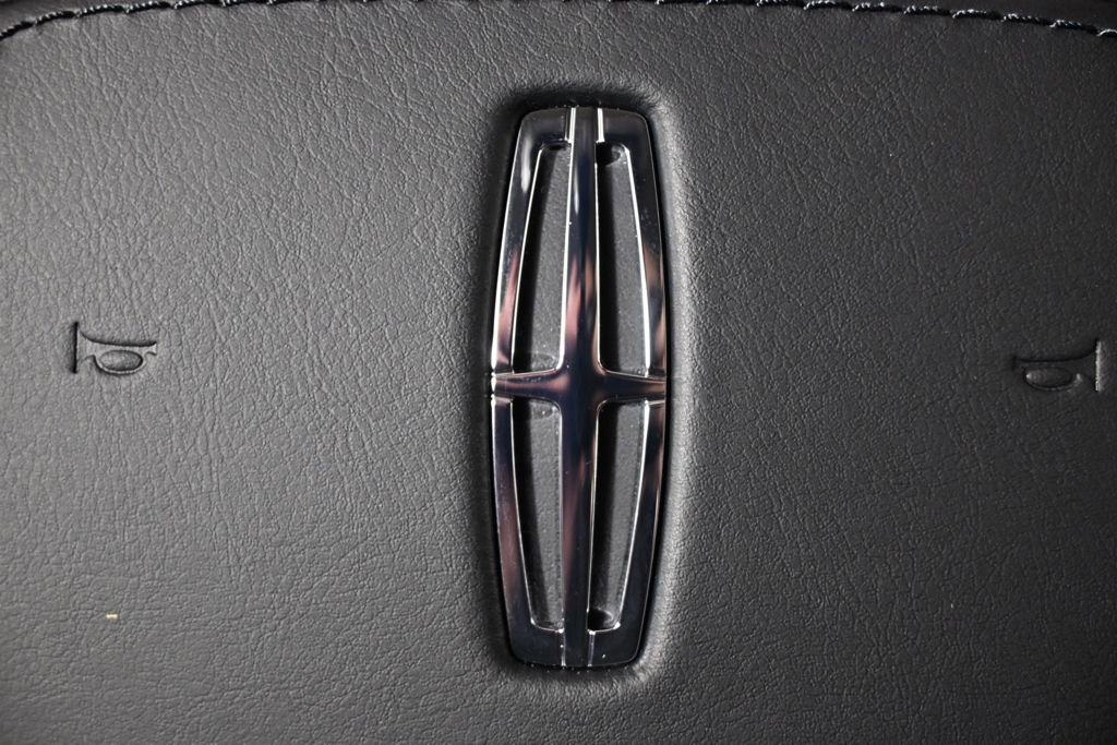 New 2026 Lincoln Nautilus Premier w/ Equipment Group 102A image 32