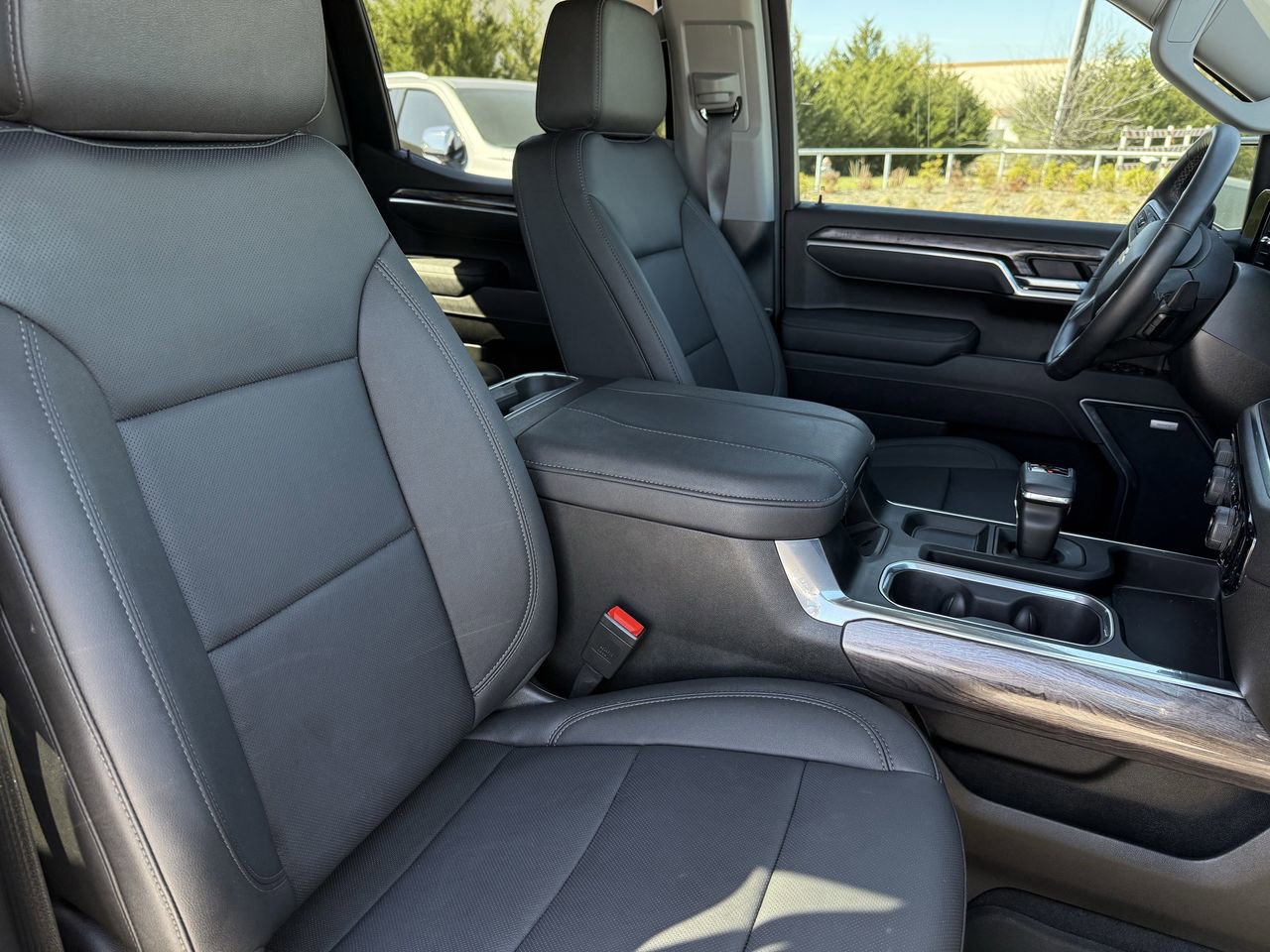 New 2026 Chevrolet Silverado 1500 LTZ w/ LTZ Premium Package image 22