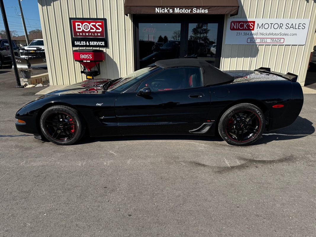 Used 2003 Chevrolet Corvette Convertible w/ Preferred Equipment Group1 image 2