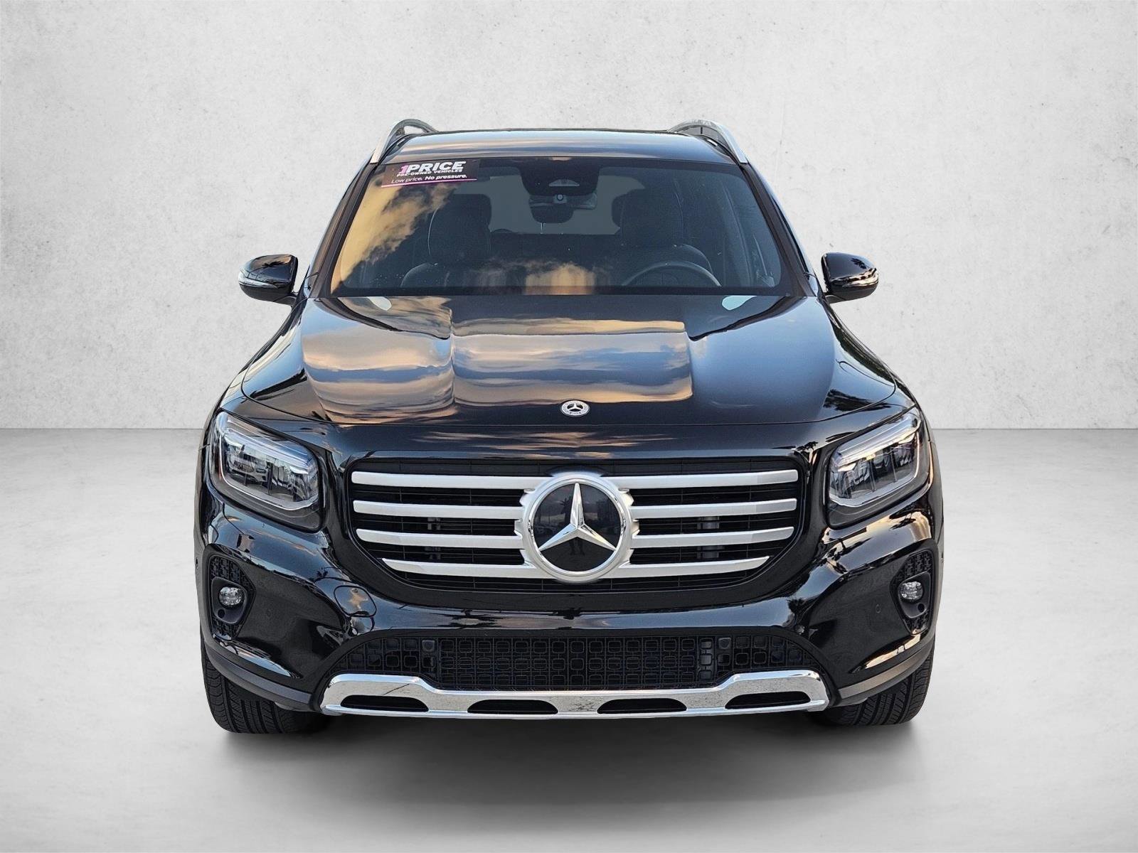Used 2025 Mercedes-Benz GLB 250 image 2