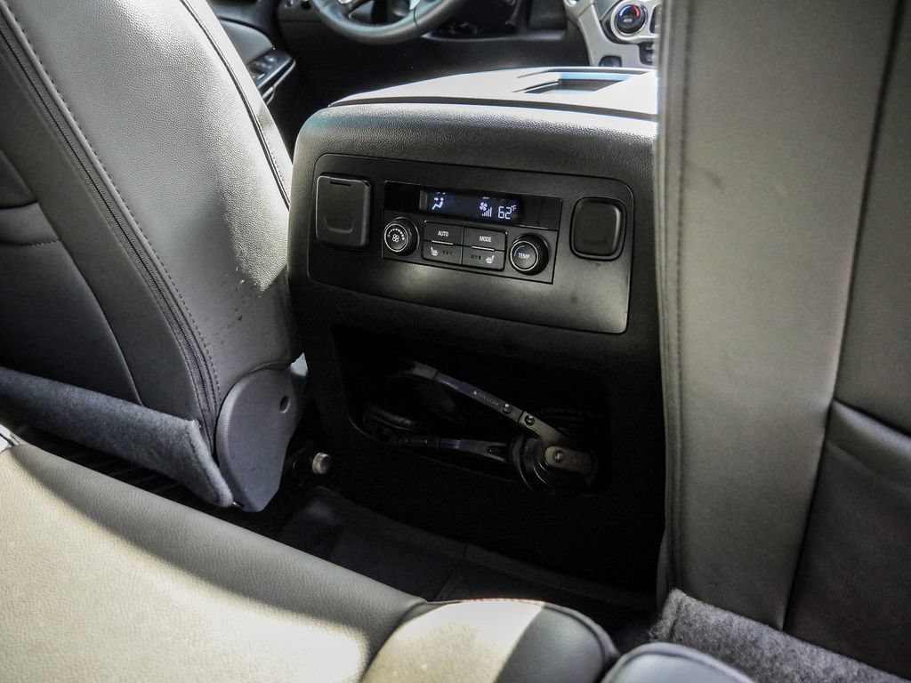 Used 2020 Chevrolet Tahoe LT w/ Luxury Package RWD image 79