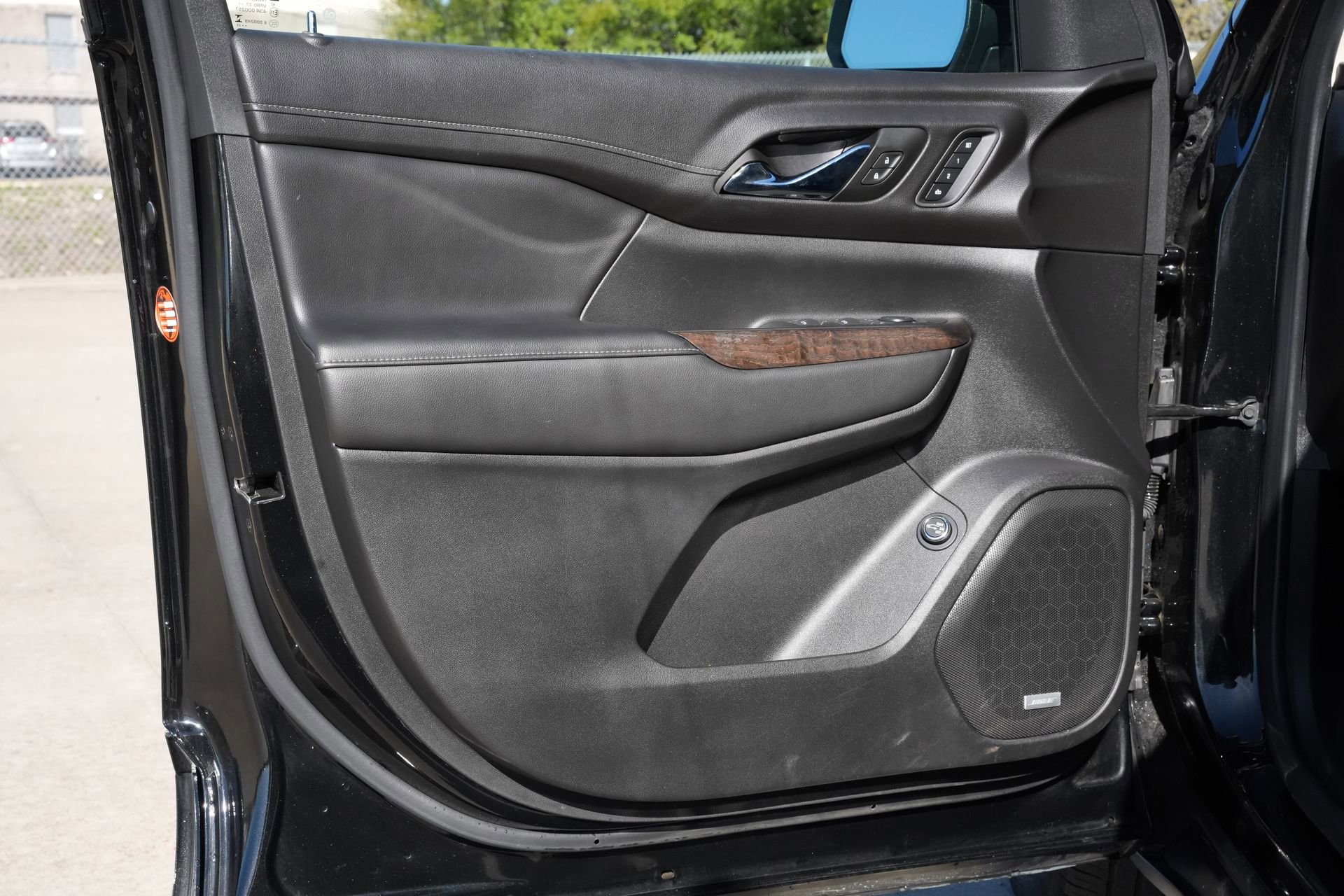 Used 2023 GMC Acadia Denali image 19