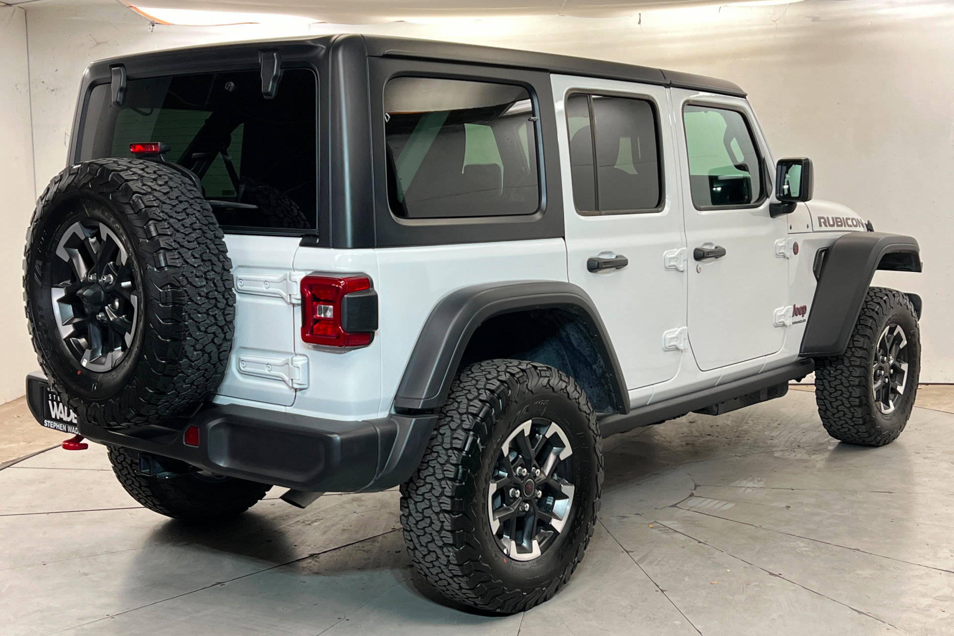 Used 2026 Jeep Wrangler Unlimited Rubicon AWD/4WD image 6