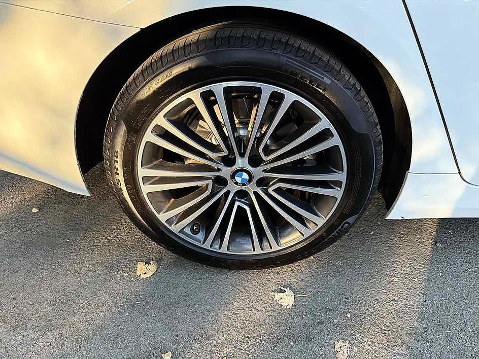 Used 2019 BMW 530i RWD image 17