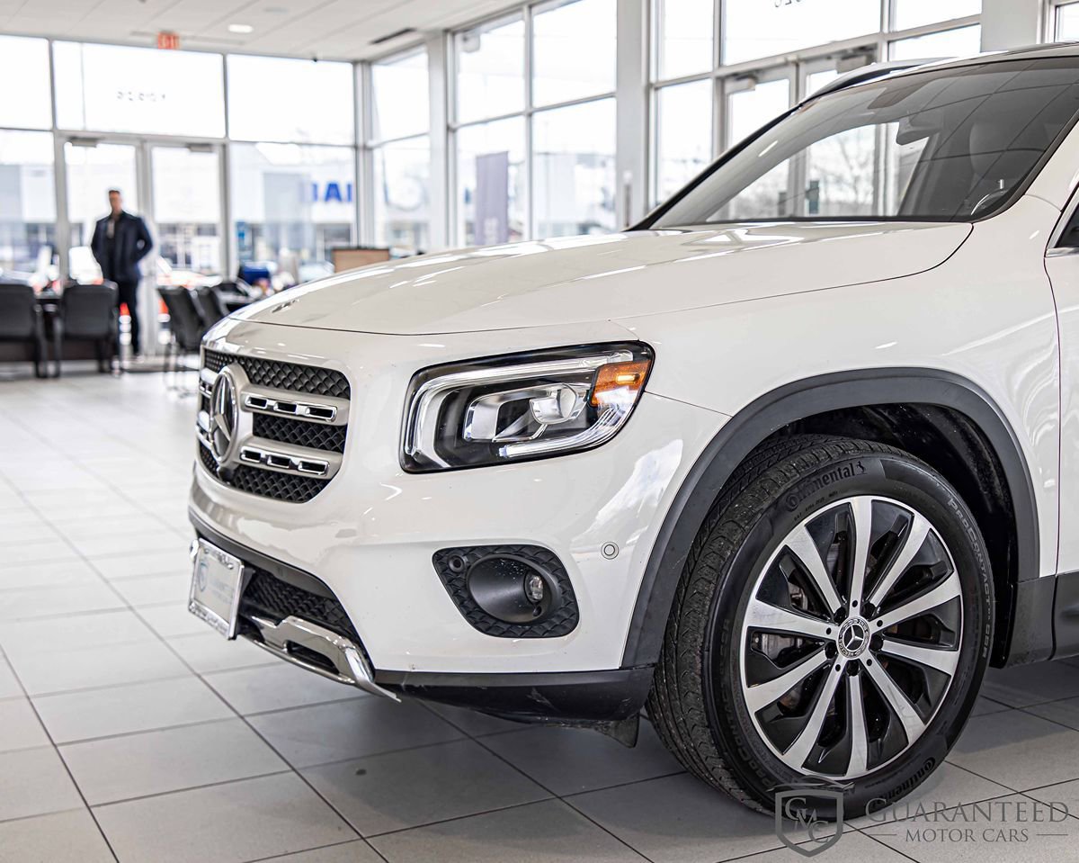 Used 2022 Mercedes-Benz GLB 250 4MATIC w/ Premium Package Lite image 5