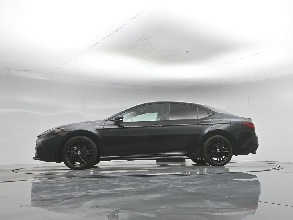 Used 2026 Toyota Camry SE FWD image 52