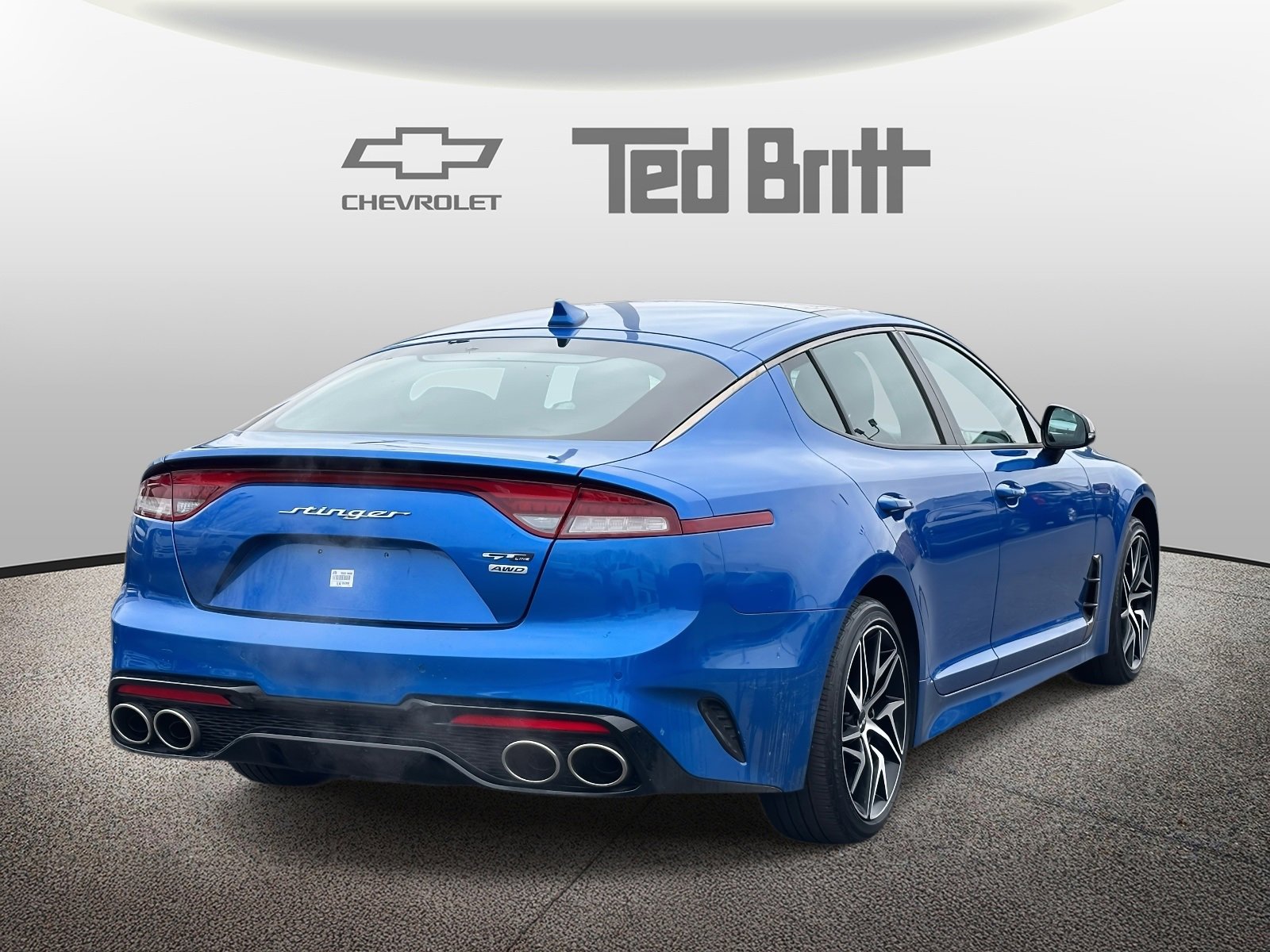 Used 2022 Kia Stinger GT-Line w/ Sun & Sound Package image 4