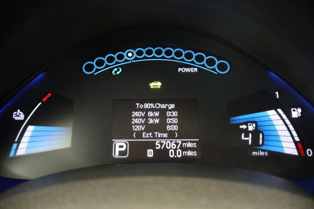 Used 2013 Nissan Leaf SV w/ LED & Quick Charge Pkg FWD image 16