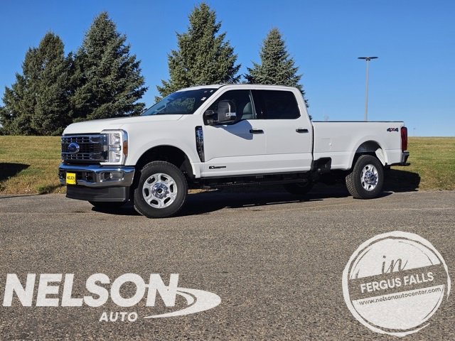 New 2026 Ford F350 4x4 Crew Cab Super Duty image 1