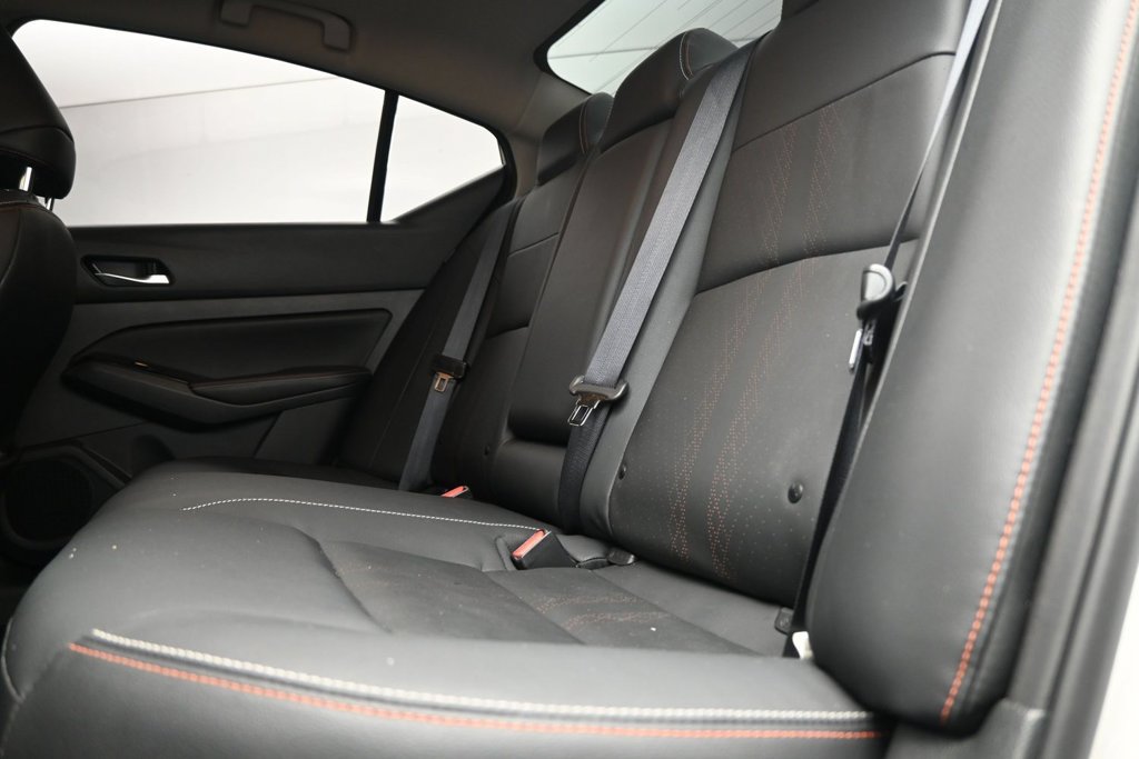 Used 2025 Nissan Altima 2.5 SR w/ SR Premium Package FWD image 14