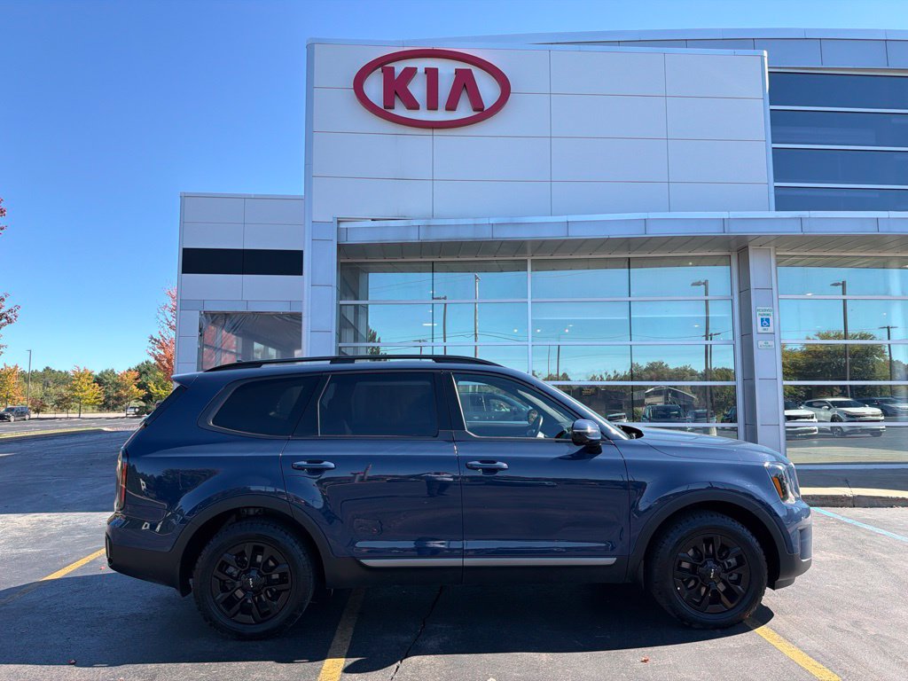 Used 2023 Kia Telluride SX Prestige X-Pro AWD/4WD image 2