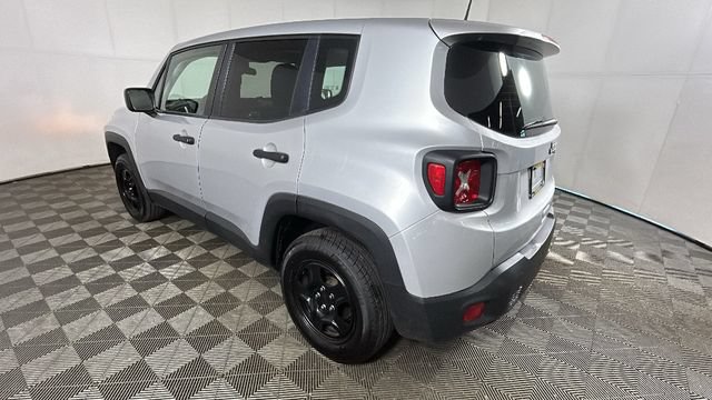 Used 2021 Jeep Renegade Sport AWD/4WD image 5