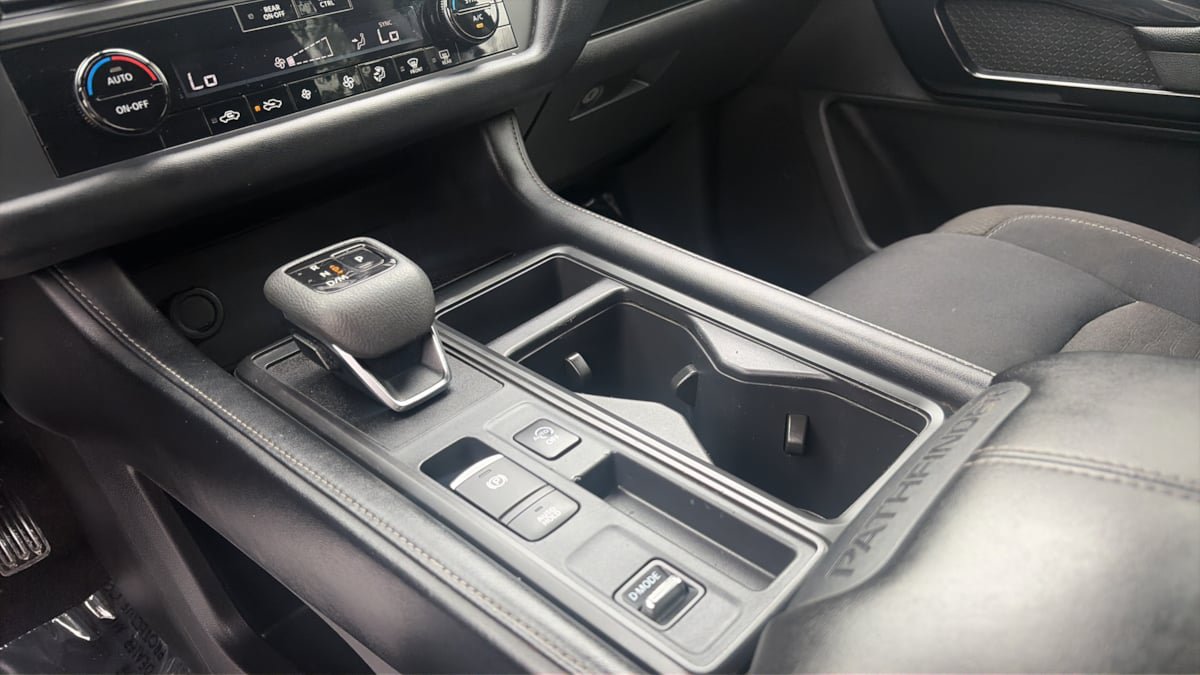 Used 2023 Nissan Pathfinder S w/ Cargo Package FWD image 14