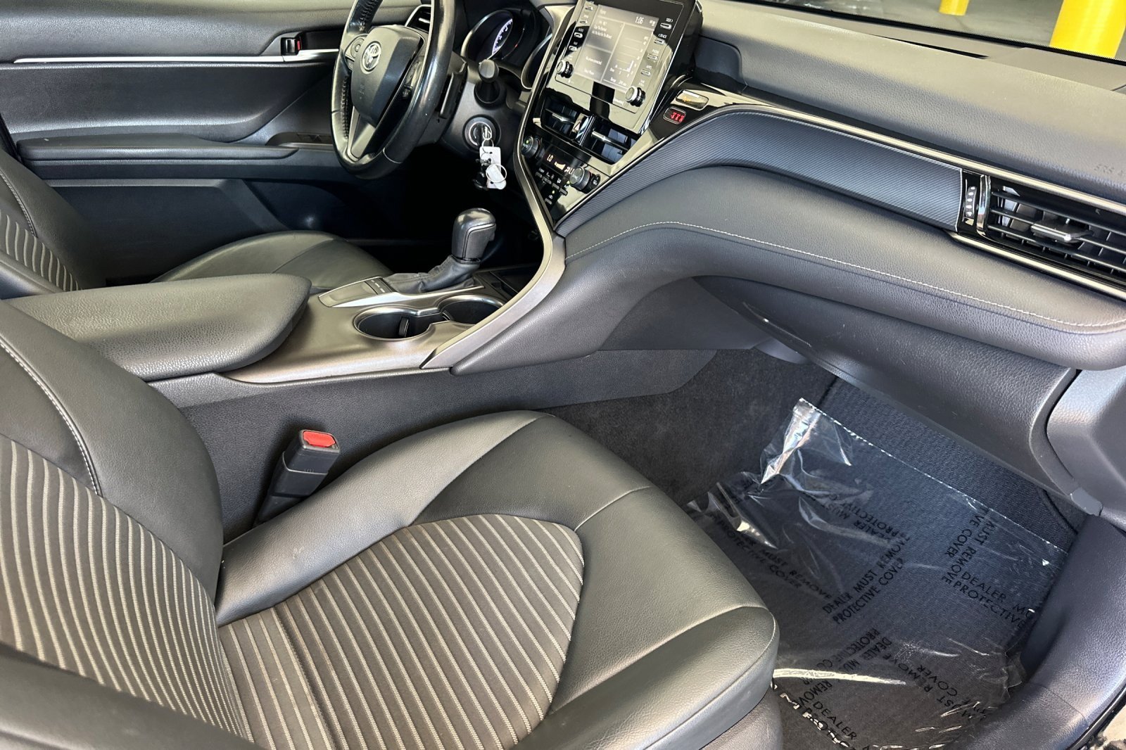 Certified 2022 Toyota Camry SE FWD image 14