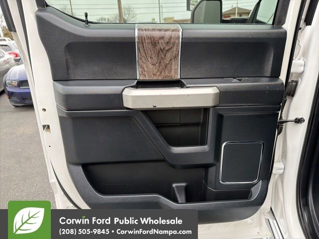 Used 2018 Ford F250 Lariat w/ Lariat Value Package image 29