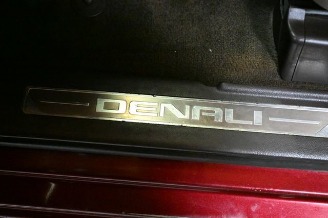 Used 2015 GMC Sierra 2500 Denali w/ Duramax Plus Package AWD/4WD image 60