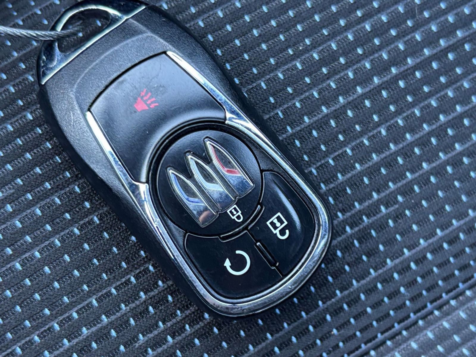 Used 2025 Buick Envista Preferred image 23