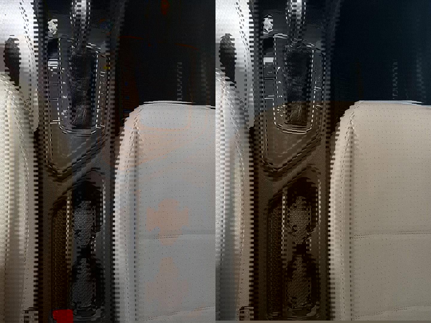 Used 2018 Volkswagen Tiguan SE image 23