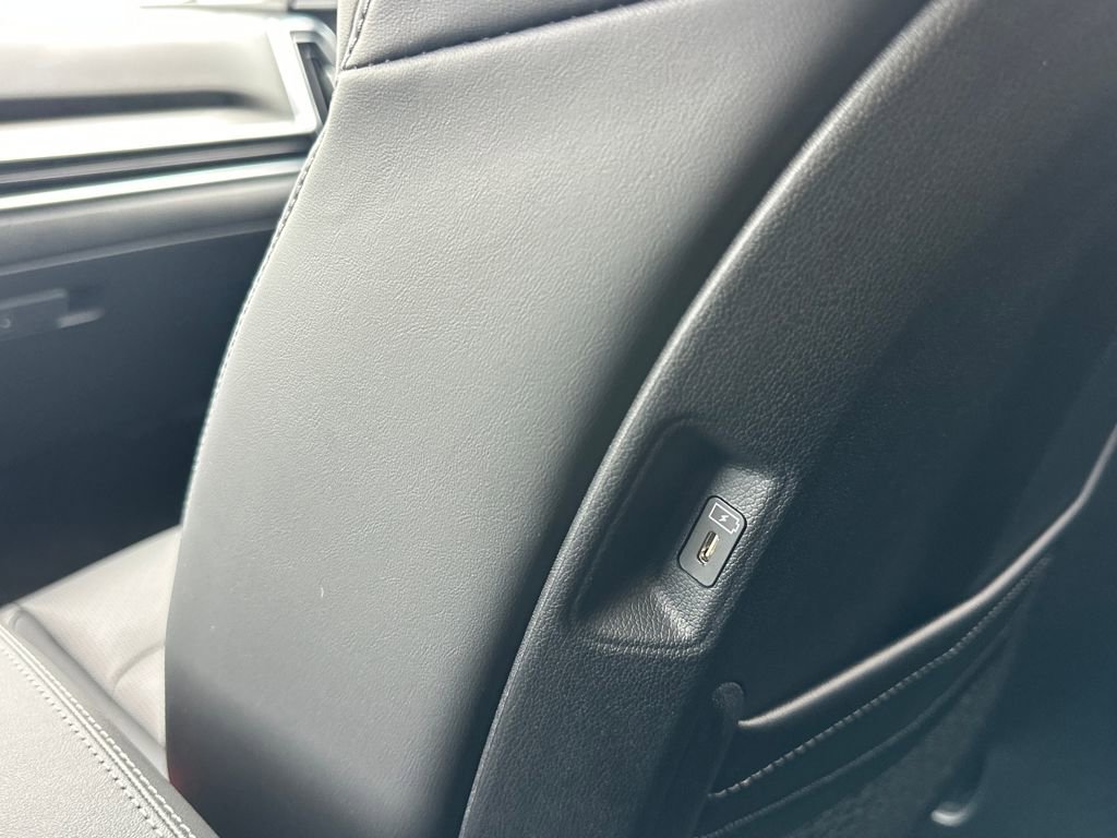 New 2026 Kia Sorento SX image 17