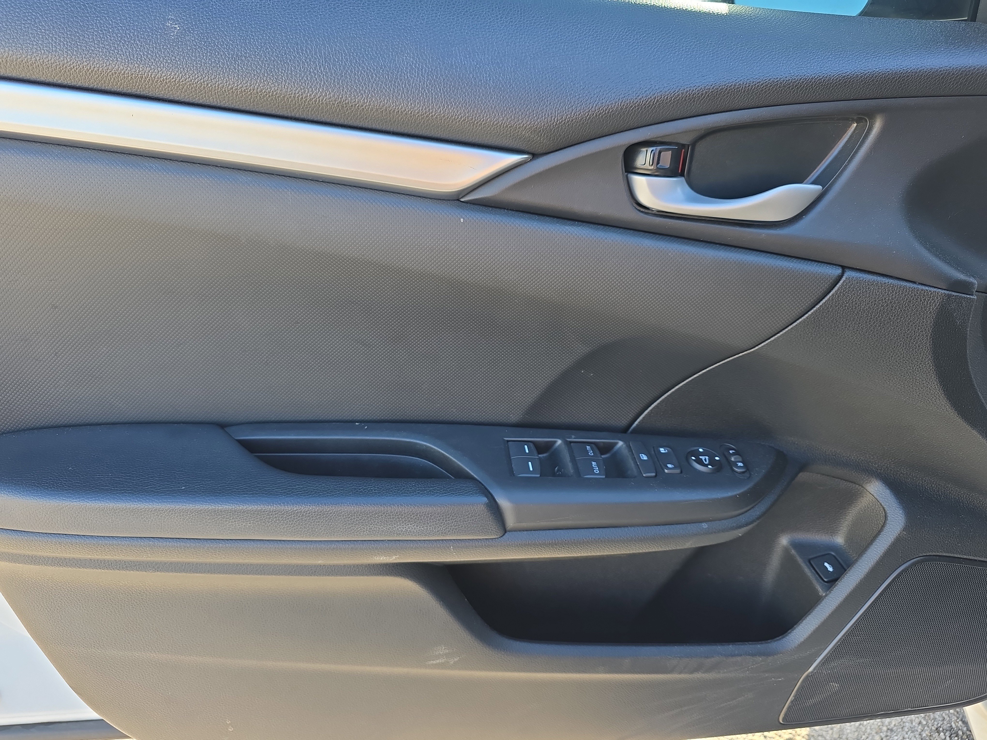 Used 2021 Honda Civic Sport image 18
