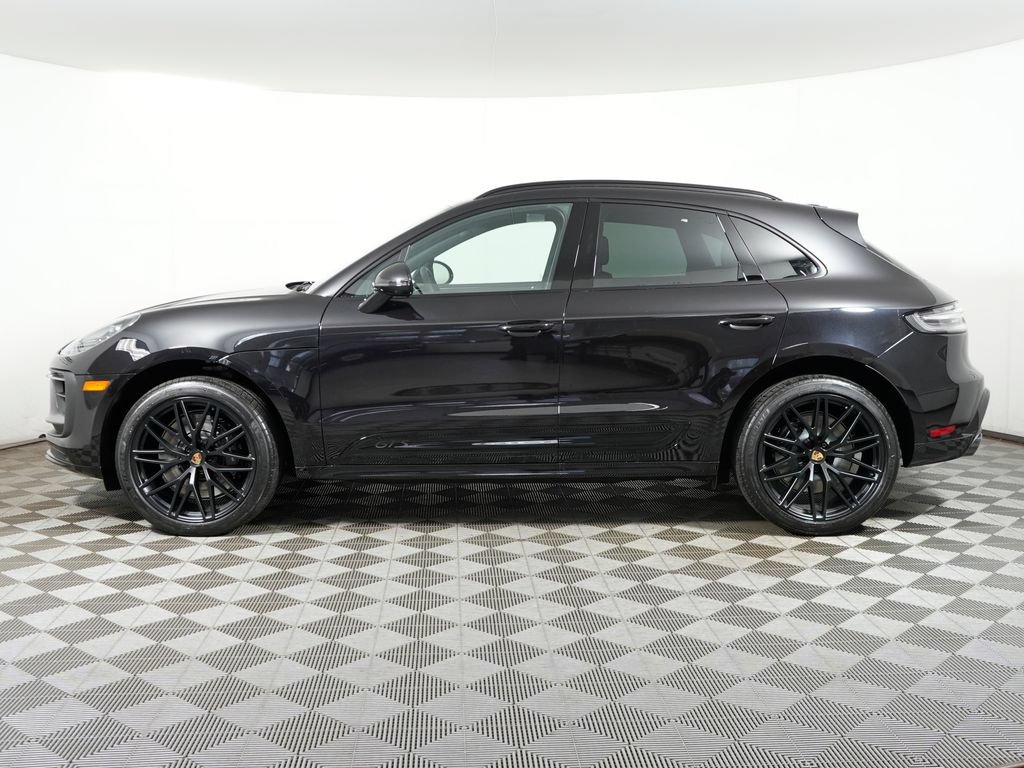 New 2026 Porsche Macan GTS AWD/4WD image 2