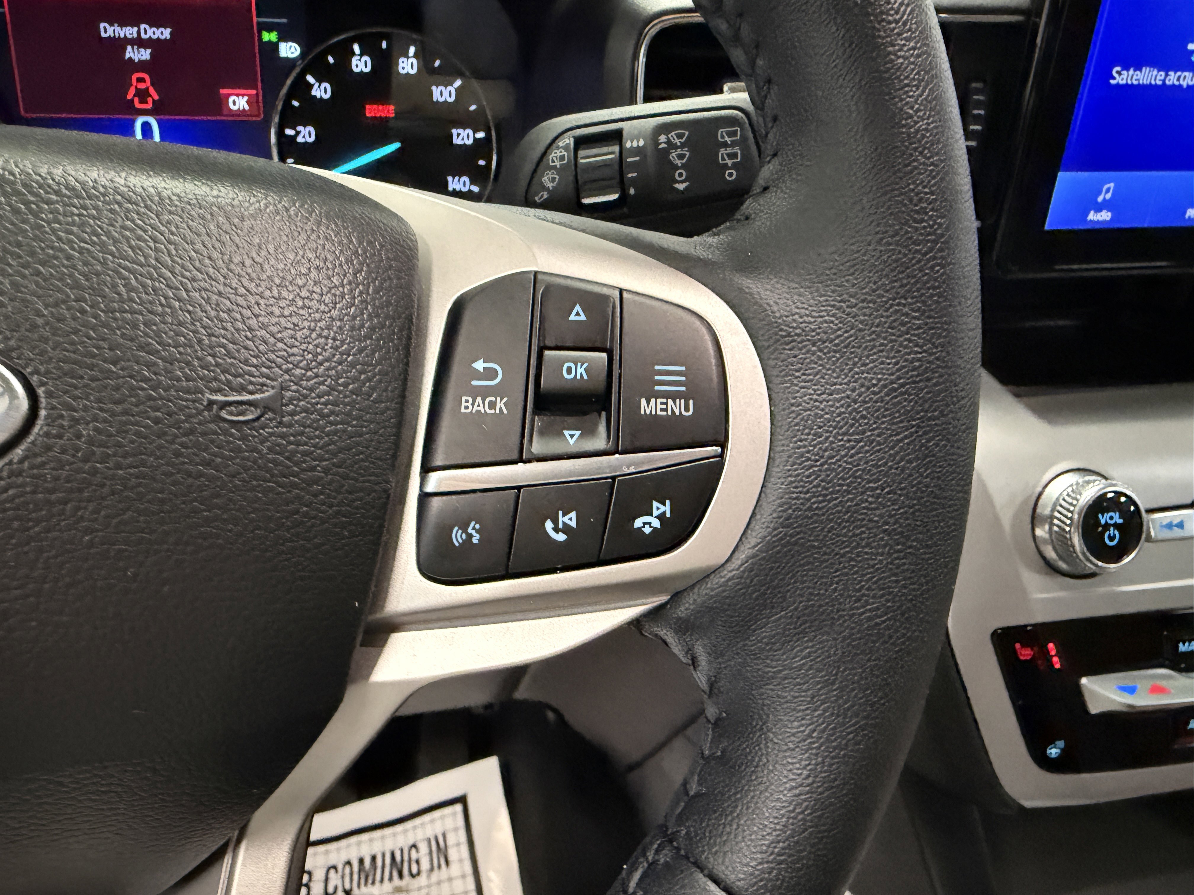 Used 2023 Ford Explorer XLT w/ Equipment Group 202A image 17