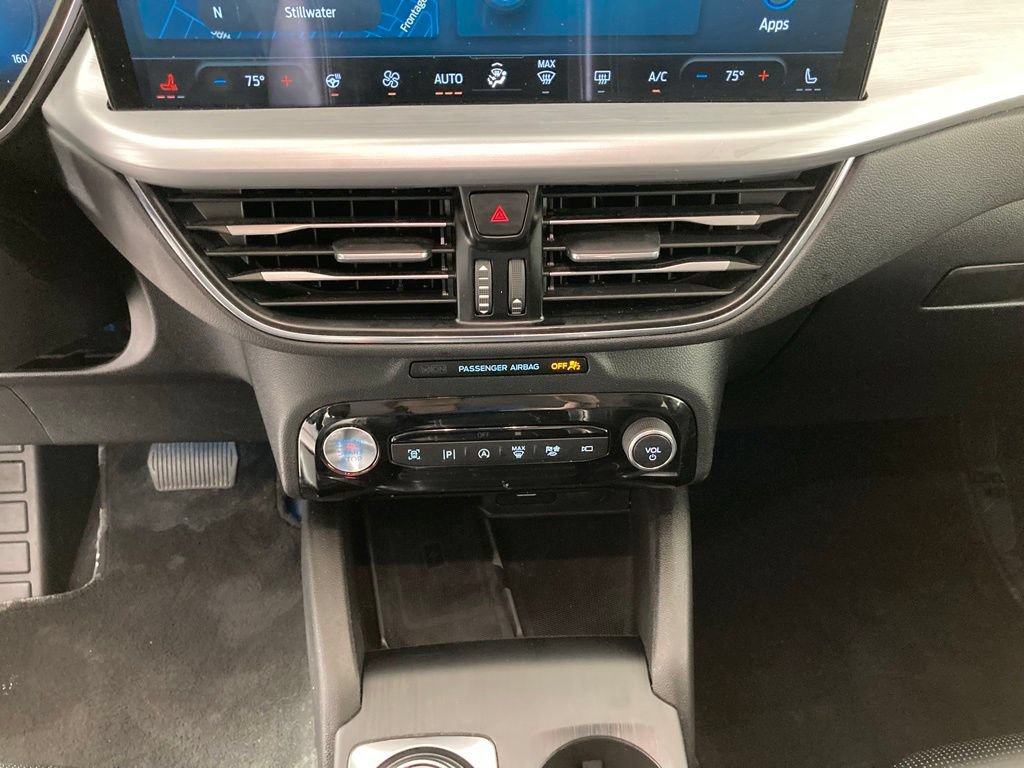 Used 2024 Ford Escape Platinum AWD/4WD image 12
