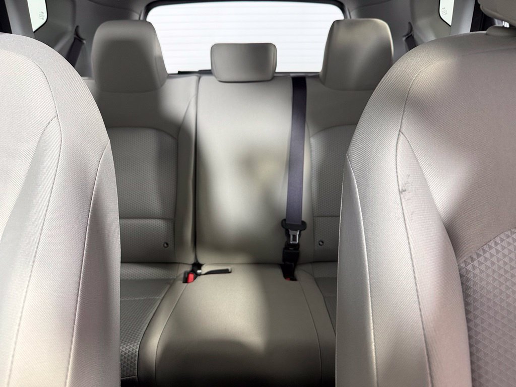 Used 2025 Kia Soul LX w/ LX Technology Package FWD image 19