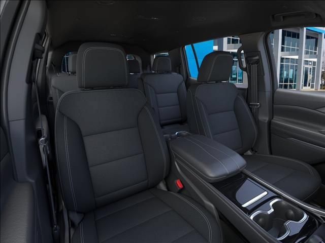 New 2027 Chevrolet Traverse LT w/ LPO, Floor Liner Package FWD image 16