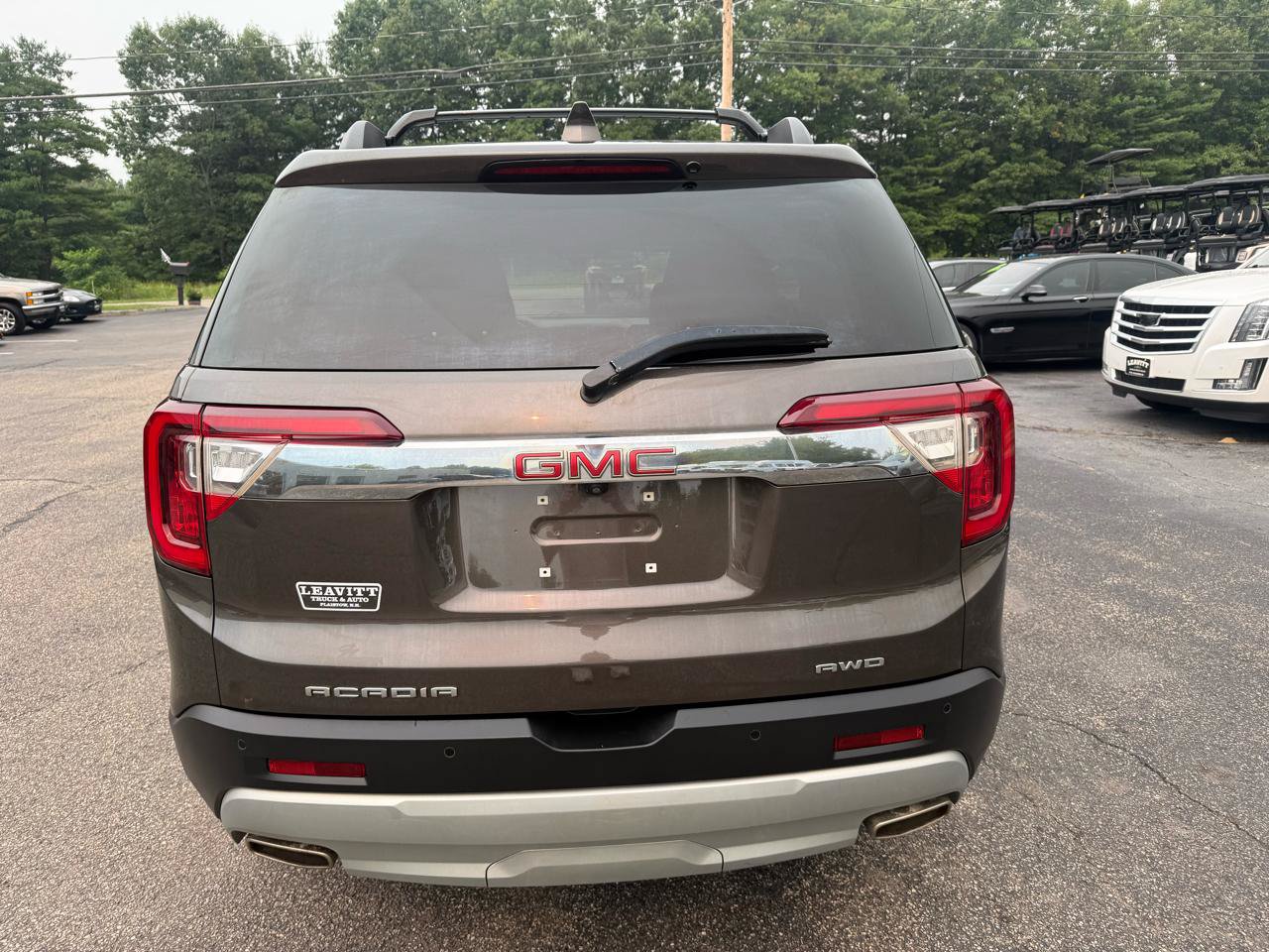 Used 2020 GMC Acadia SLE w/ Driver Convenience Package AWD/4WD image 10