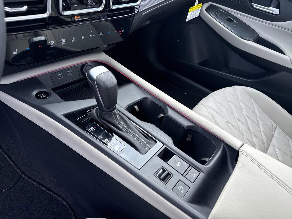 New 2026 Nissan Sentra SL w/ Floor Mat Package FWD image 25