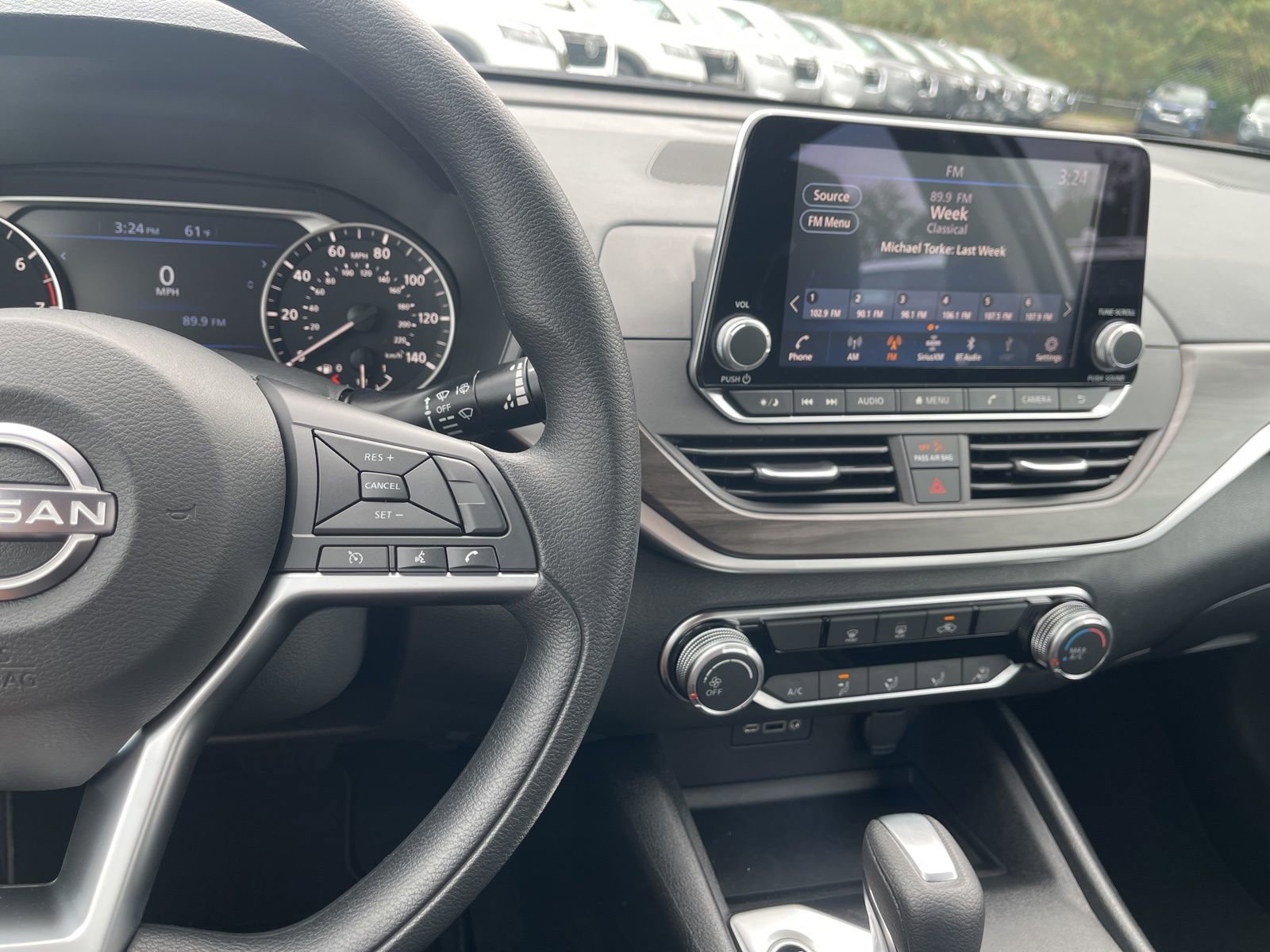 New 2025 Nissan Altima 2.5 SV image 27