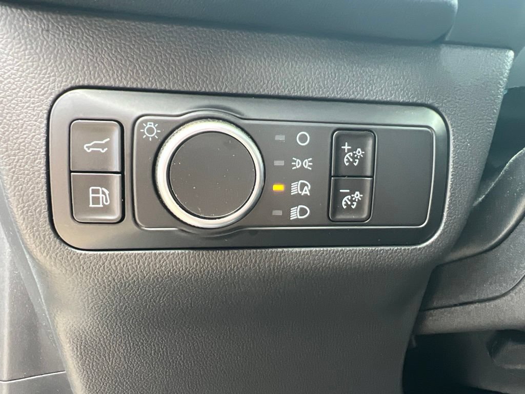 Used 2025 Ford Escape ST-Line w/ Equipment Group 301A FWD image 27