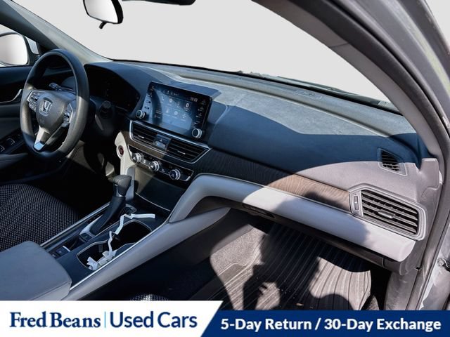 Used 2018 Honda Accord EX image 35