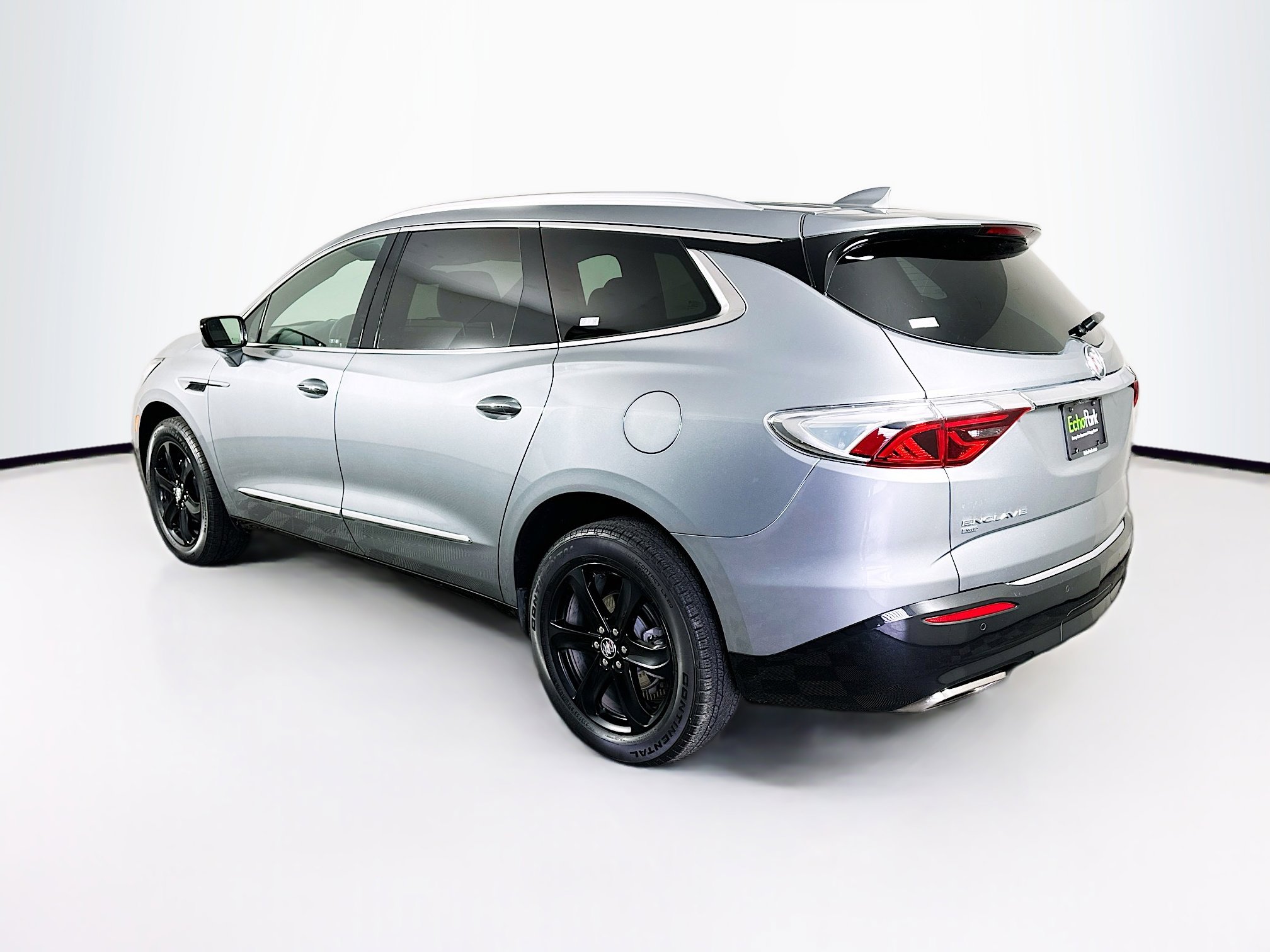 Used 2023 Buick Enclave Essence w/ Experience Buick Package image 5