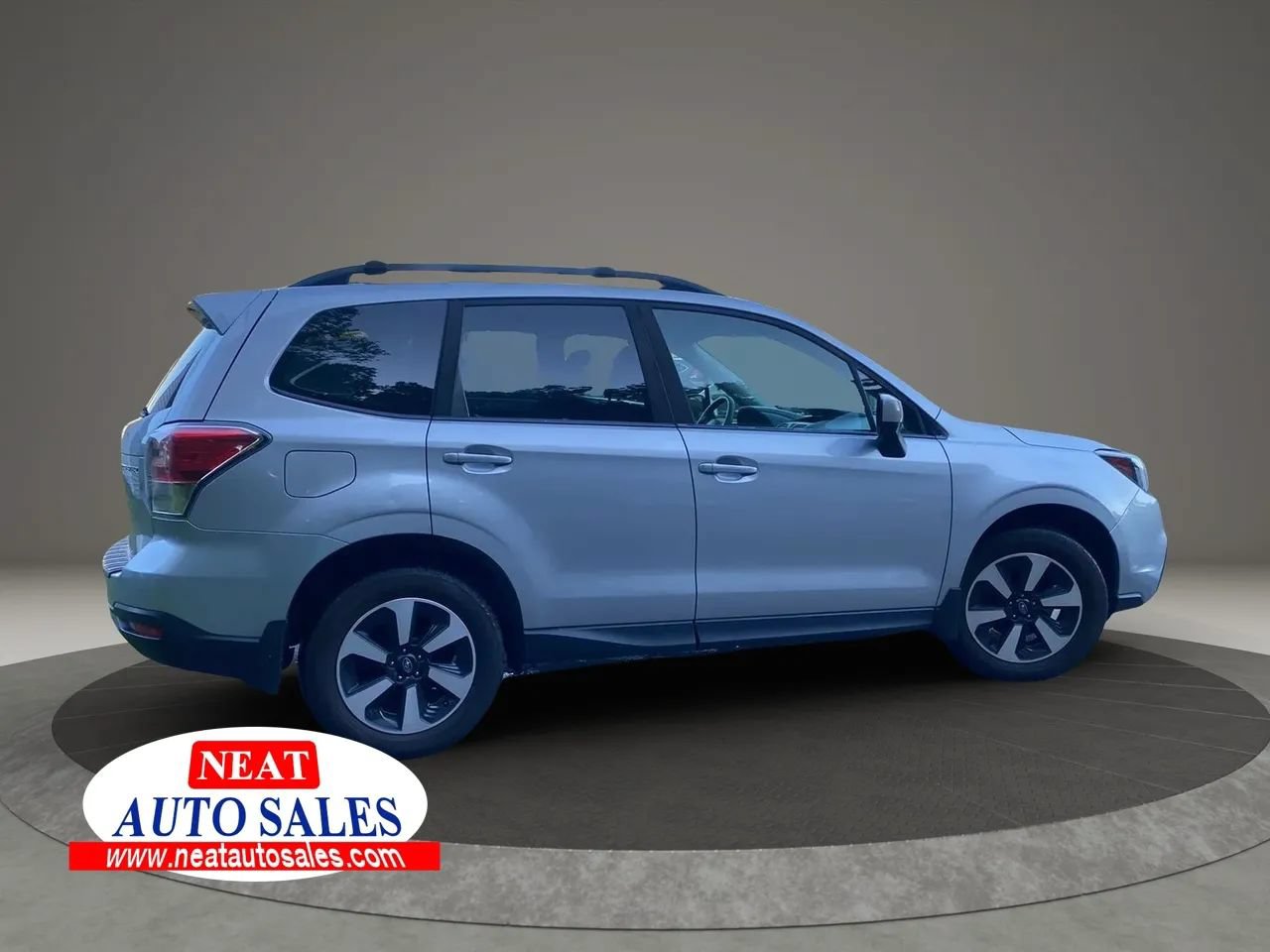 Used 2018 Subaru Forester 2.5i Premium w/ All-Weather Package AWD/4WD image 6
