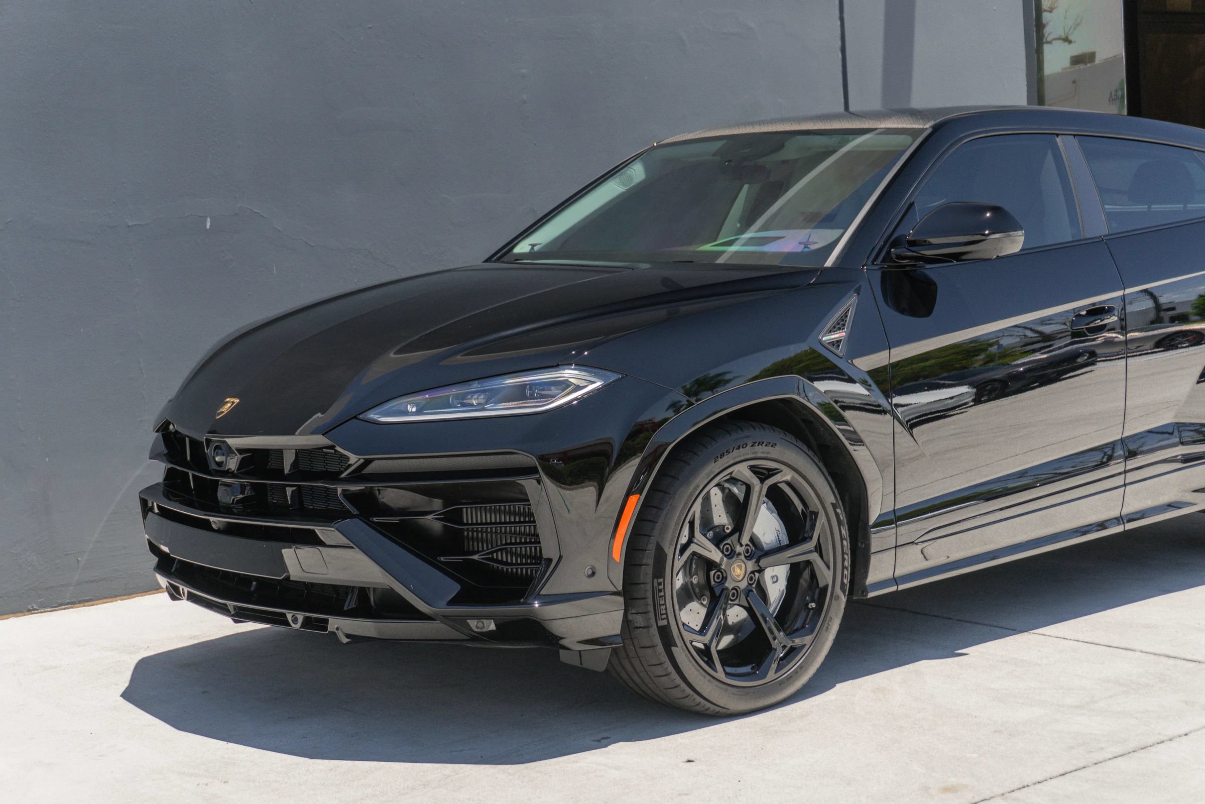 Used 2026 Lamborghini Urus SE AWD/4WD image 20