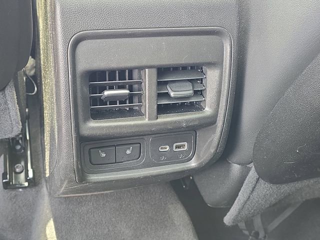 Used 2022 Cadillac XT4 Premium Luxury AWD/4WD image 32