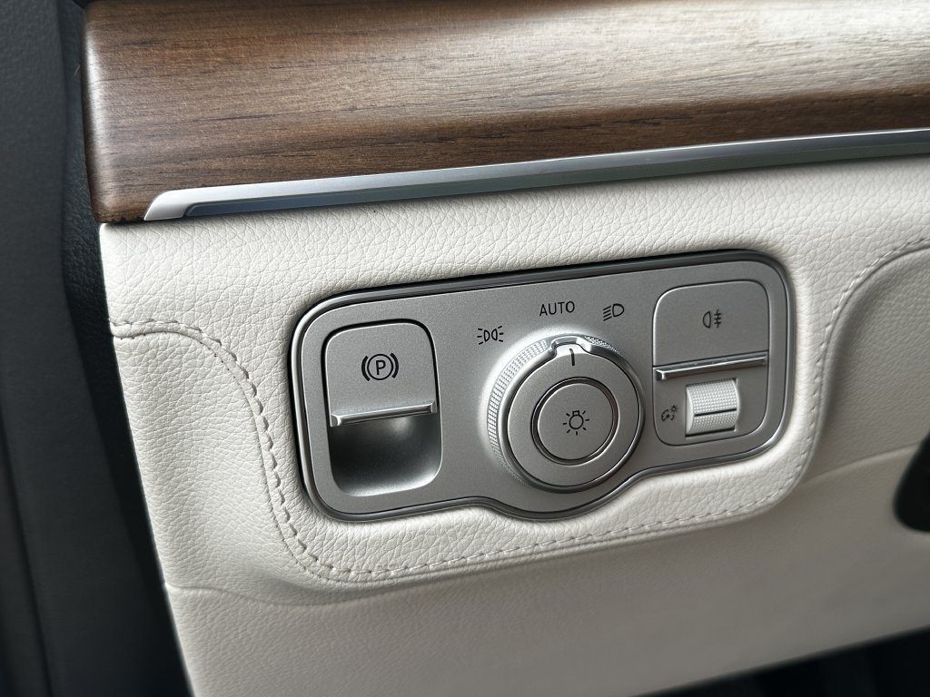 Certified 2024 Mercedes-Benz GLE 450 4MATIC image 34