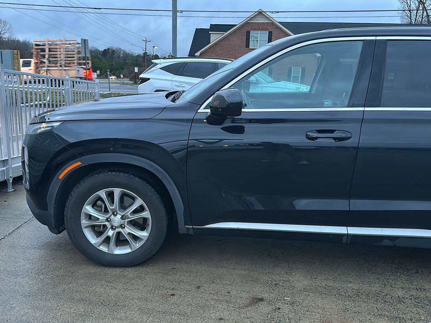 Used 2021 Hyundai Palisade SE image 6