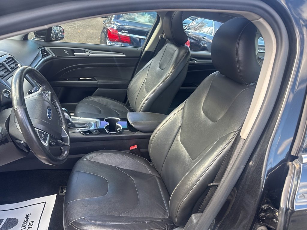 Used 2015 Ford Fusion Titanium image 21
