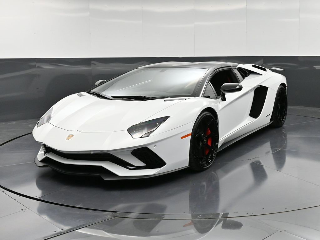 Used 2019 Lamborghini Aventador S video 1