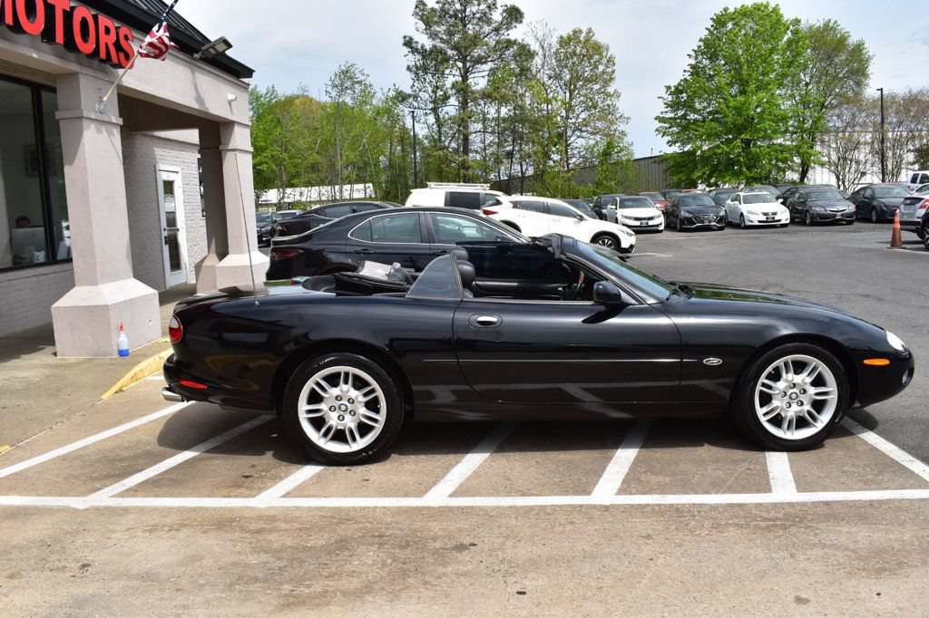 Used 2002 Jaguar XK8 Convertible RWD image 13