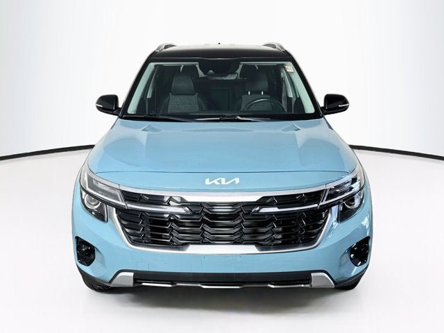 Certified 2024 Kia Seltos S AWD/4WD image 2
