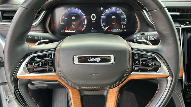 Used 2021 Jeep Grand Cherokee L Summit image 12