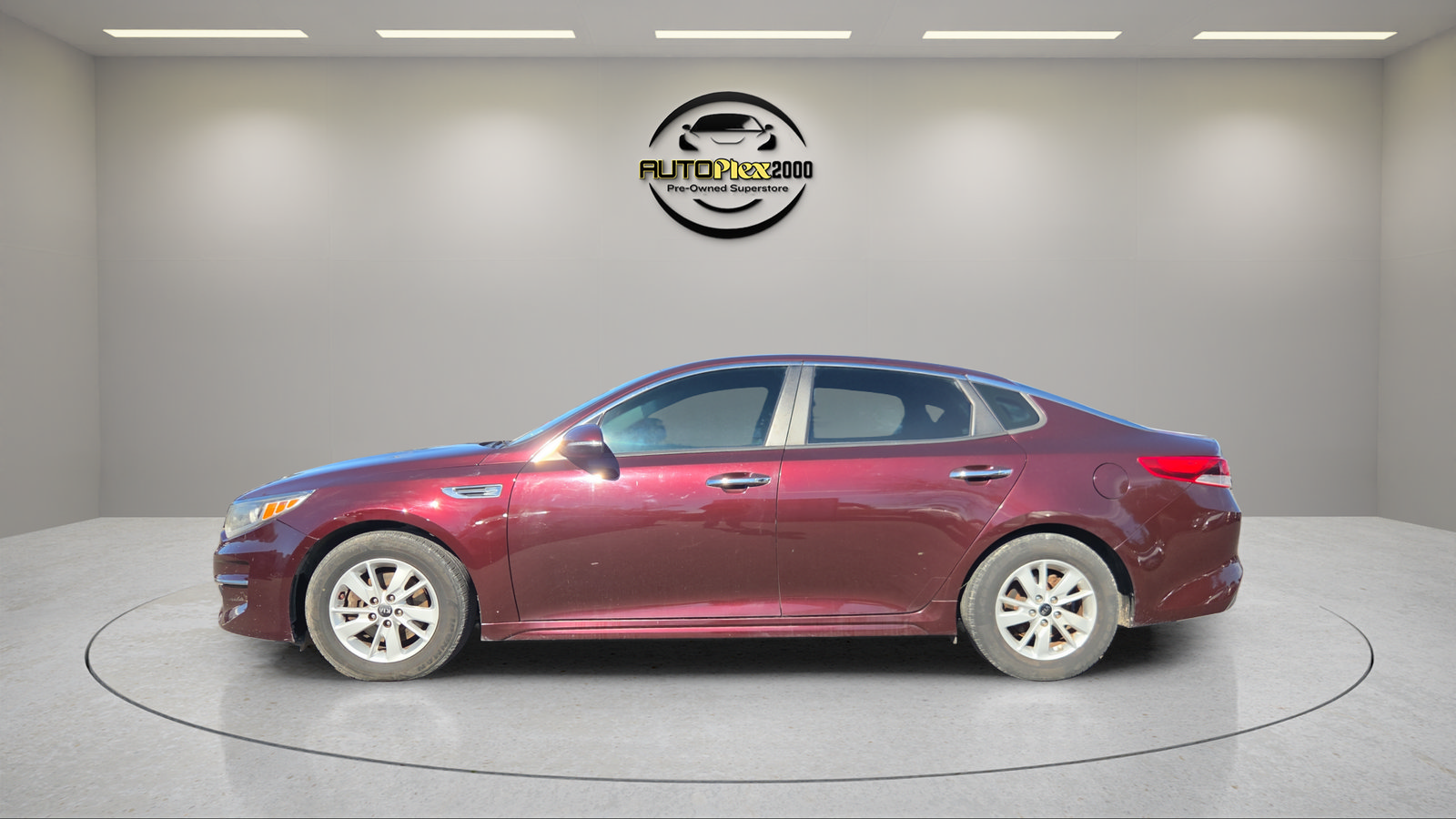 Used 2018 Kia Optima LX FWD image 4