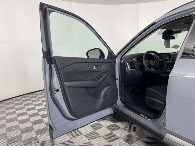 New 2026 Nissan Rogue Dark Armor image 16