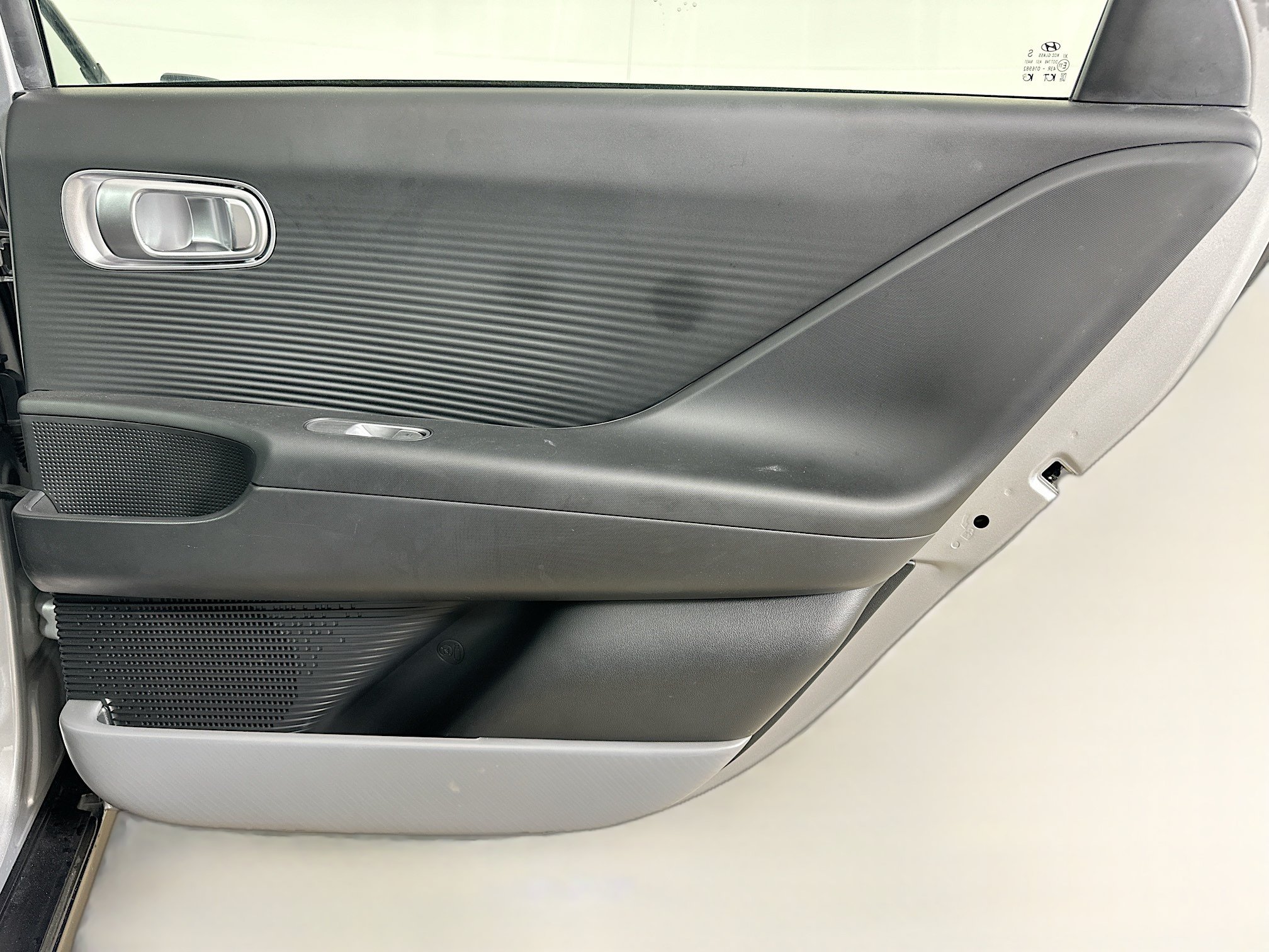 Used 2024 Hyundai Ioniq 6 SE AWD/4WD image 30