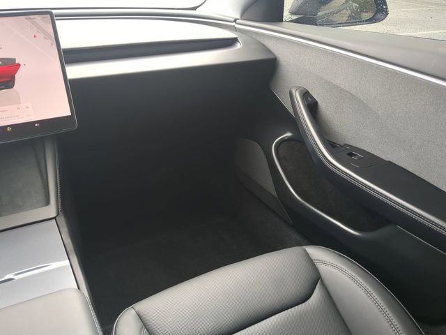 Used 2025 Tesla Model 3 Long Range image 16