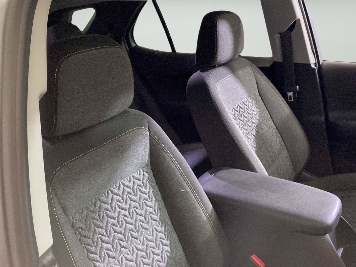 Used 2024 Chevrolet Equinox LT w/ LPO, Floor Liner Package FWD image 35